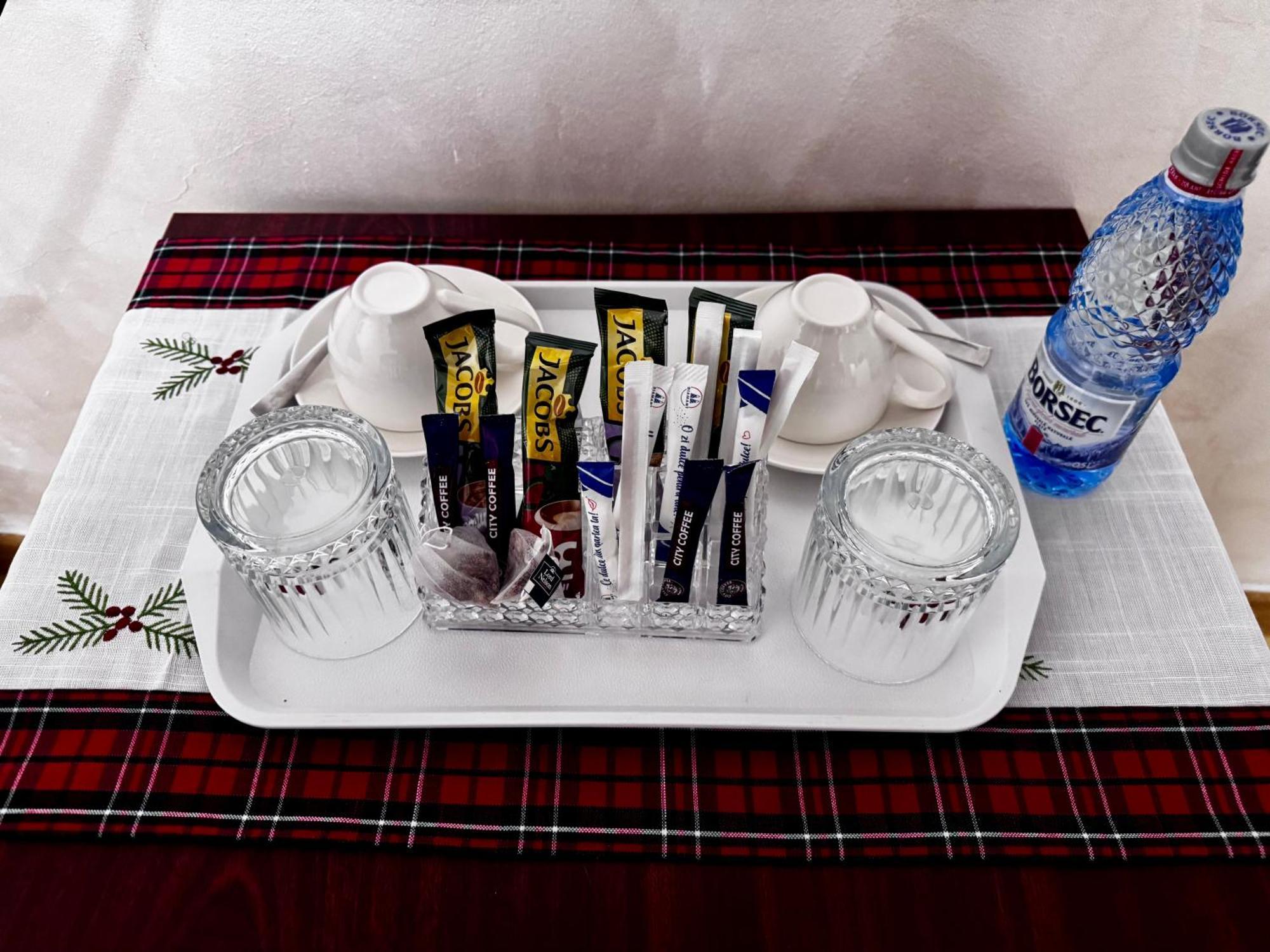 Efrem Guest house